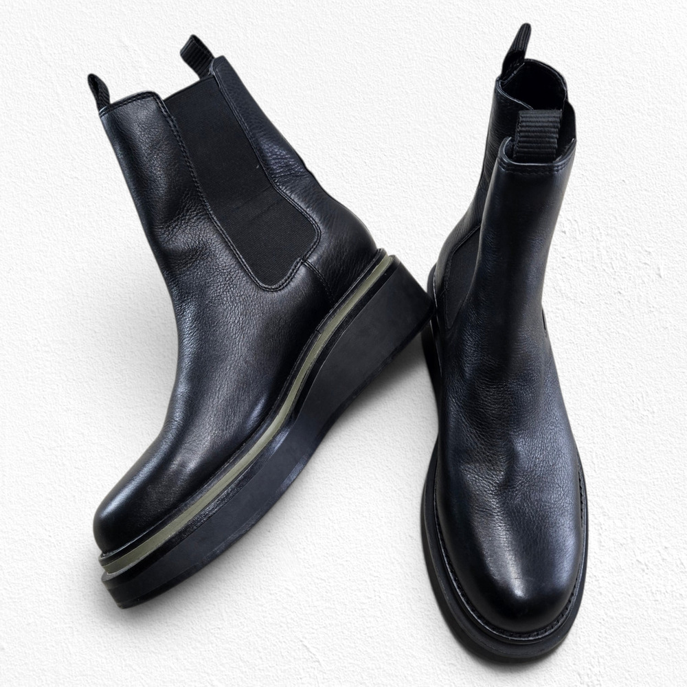 Sam Edelman Kolton Black Leather Wedge Chelsea Boots Size 9.5 M Women's NWOB